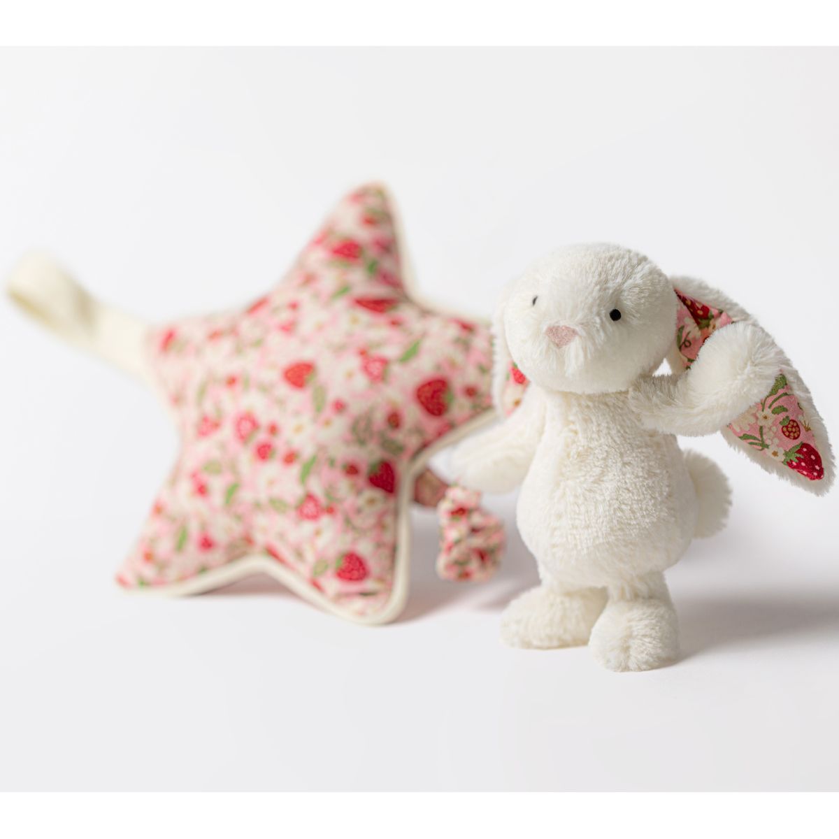 Jellycat Blossom Cream BUNNY Berry Musical Pull