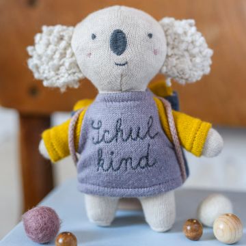 Ava & Yves Kuscheltier Koala SCHULKIND mit Schulranzen flieder/gelb