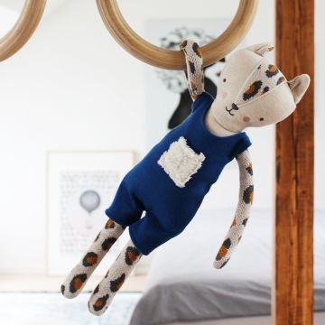 Ava & Yves CUDDLY TOY LEOPARD Falk with Blue Suit