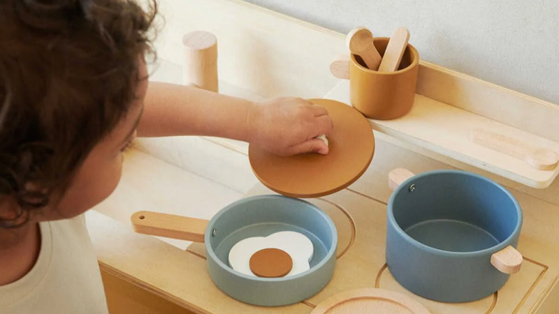 Kinderküchen - Spielzeug und Lernort zugleich